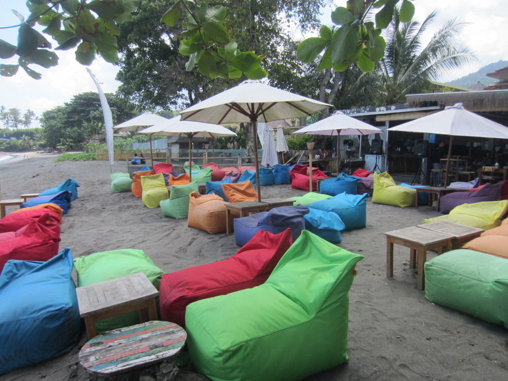 Transit Inn Senggigi Mangsit Exterior foto